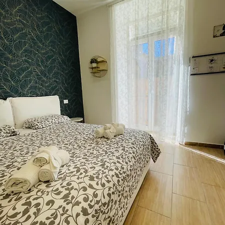 Bed & Breakfast Scalinata Partenopea Napels
